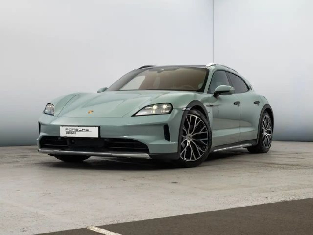 Porsche Taycan Cross Turismo 4