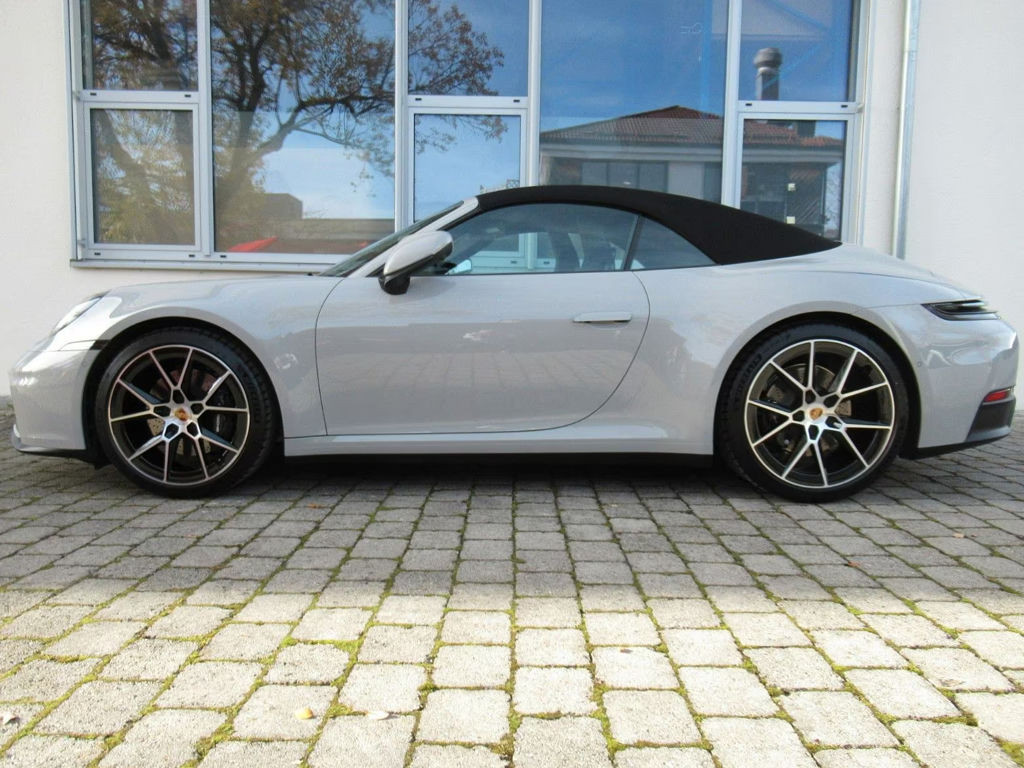 Porsche 992 Cabrio