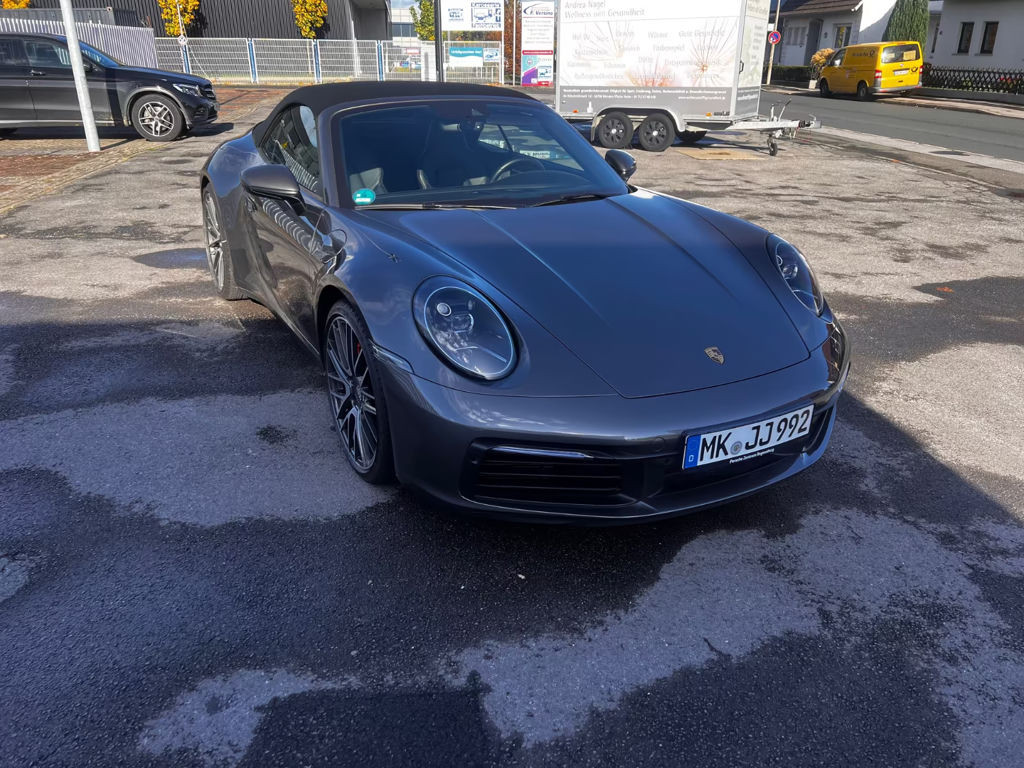 Porsche 992