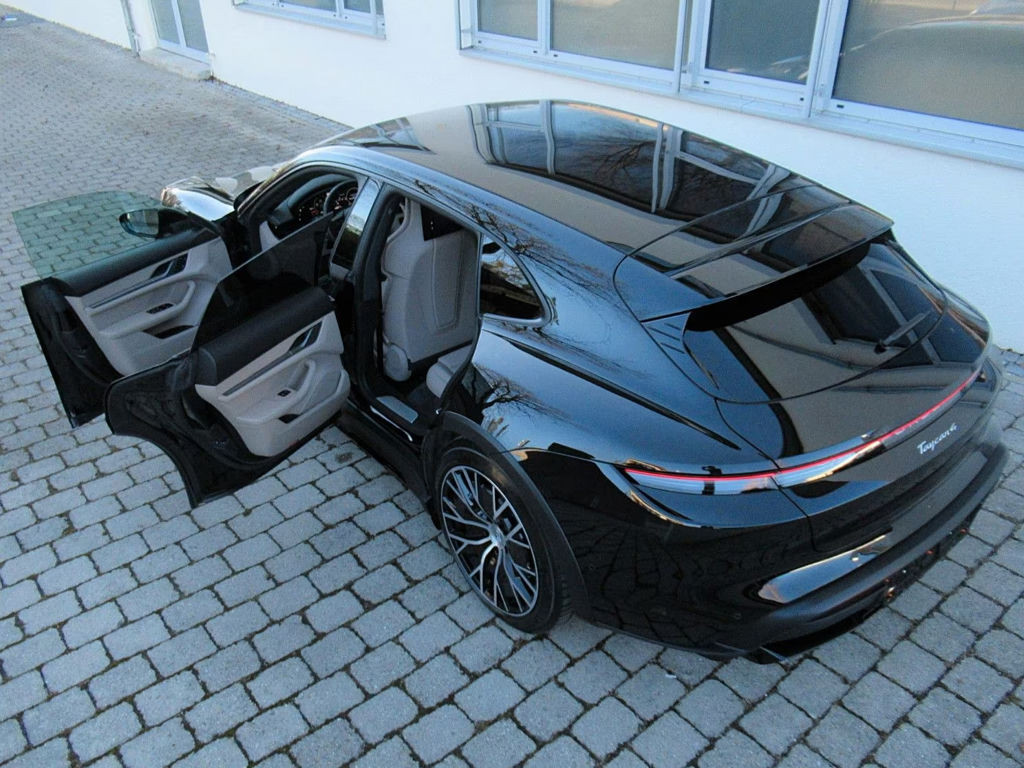 Porsche Taycan MY25 4C TURISMO FOND RSE HEAD-UP ACC®18+BELÜ/360