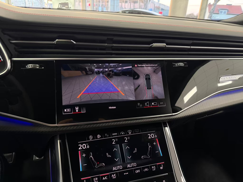 Audi SQ8