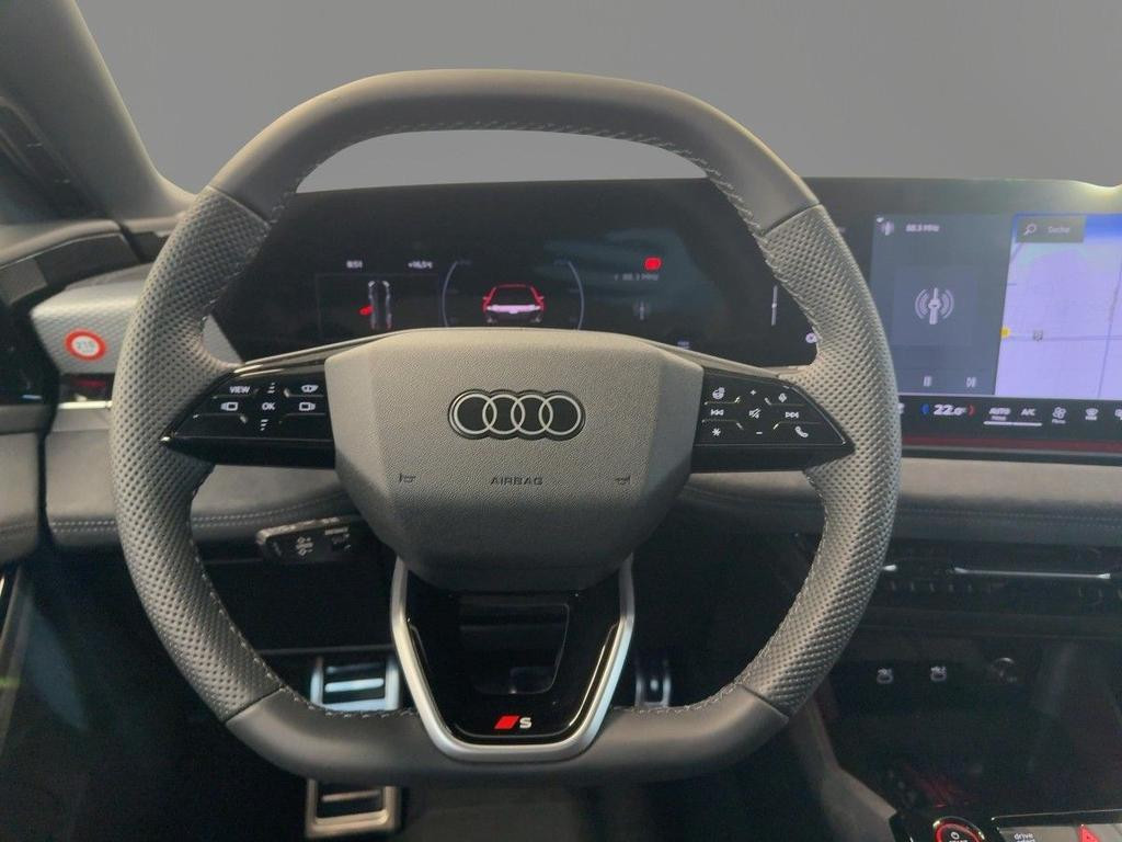 Audi S6 e-tron