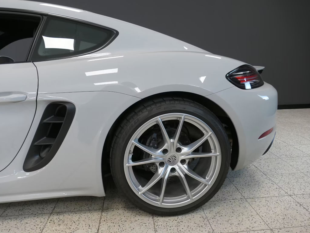 Porsche Cayman