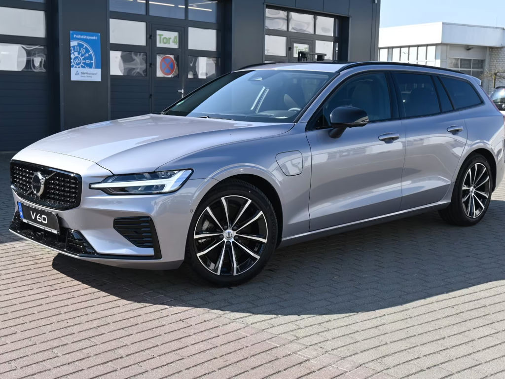 Volvo V60 AWD T6 Plus Dark