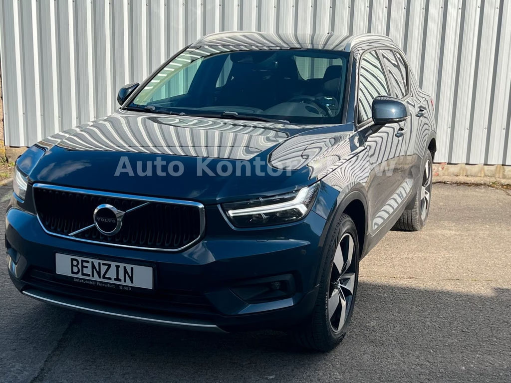 Volvo XC40 Momentum