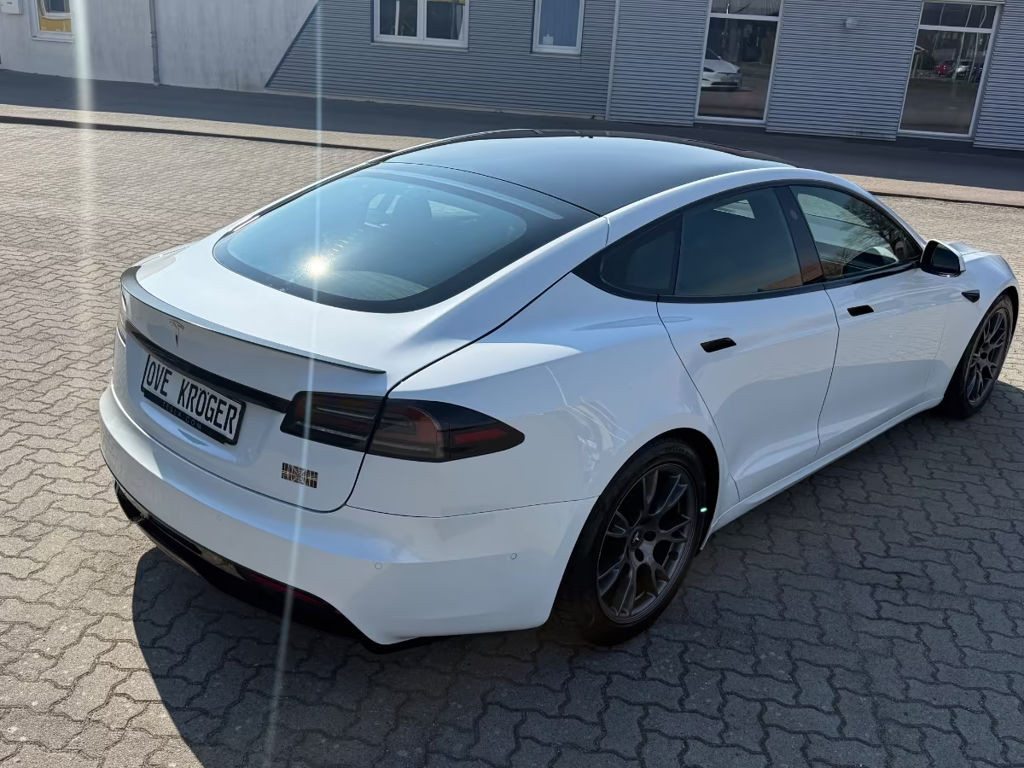 Tesla Model S