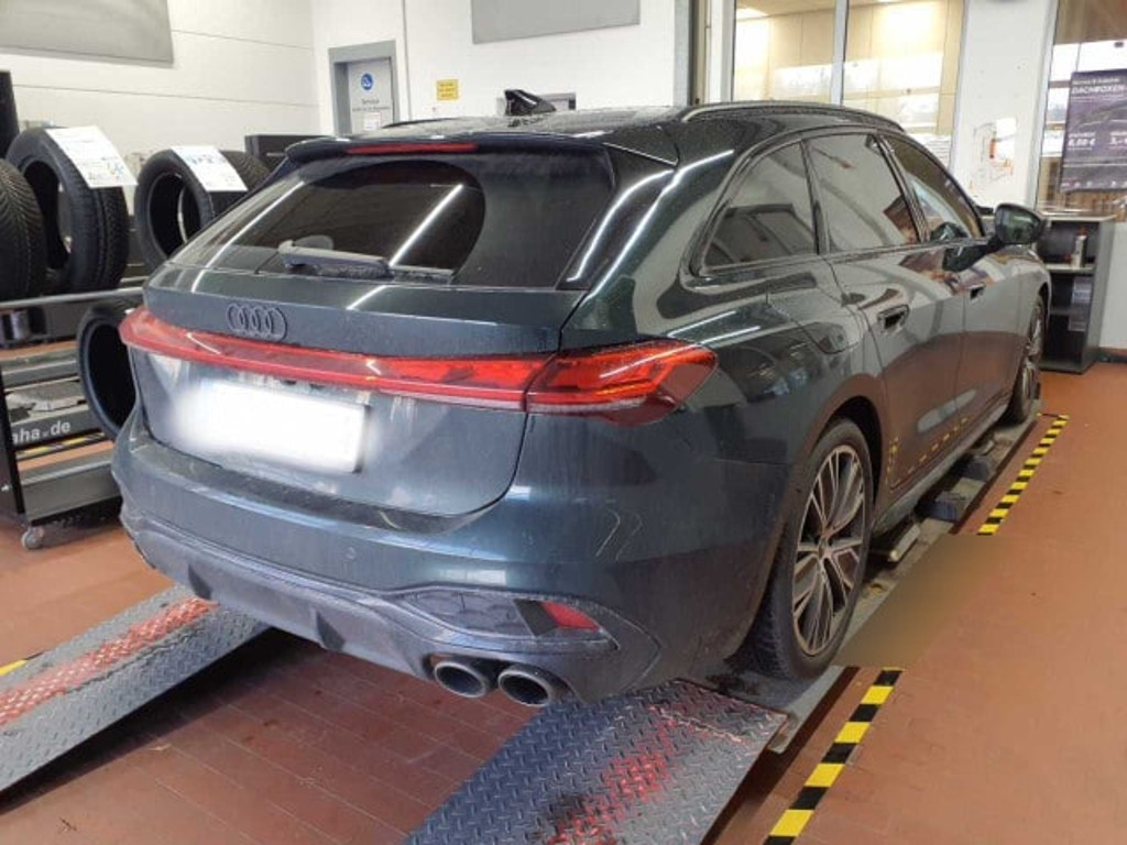 Audi S5 Avant S-Tronic