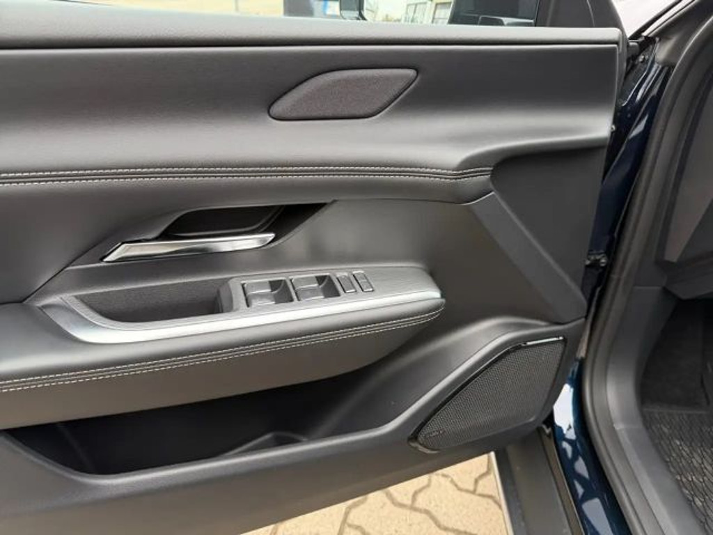 Mazda 6e