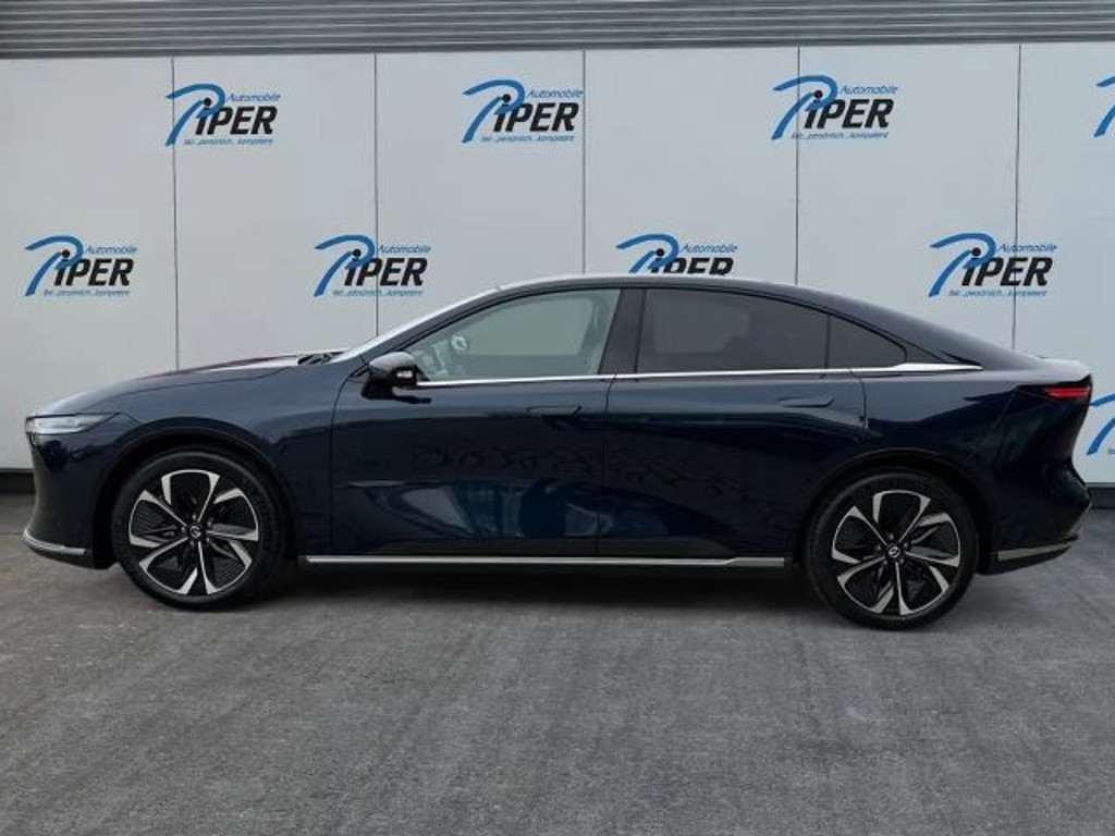 Mazda 6e