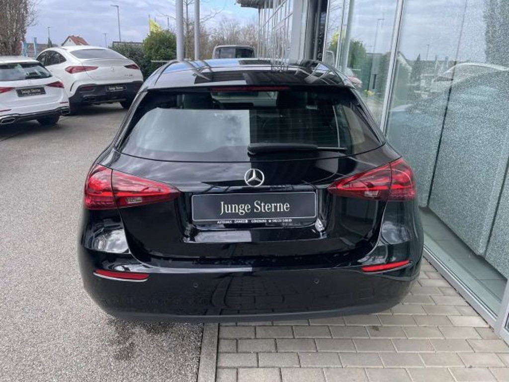 Mercedes-Benz A-Klasse A 200 Hatchback