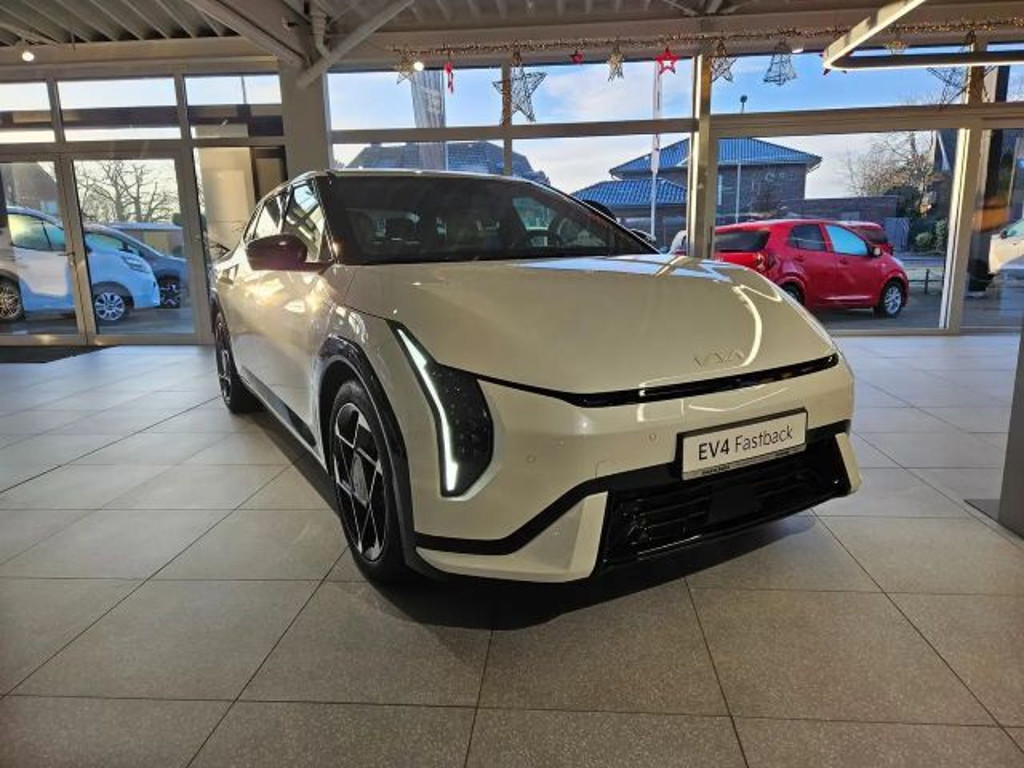 Kia EV4