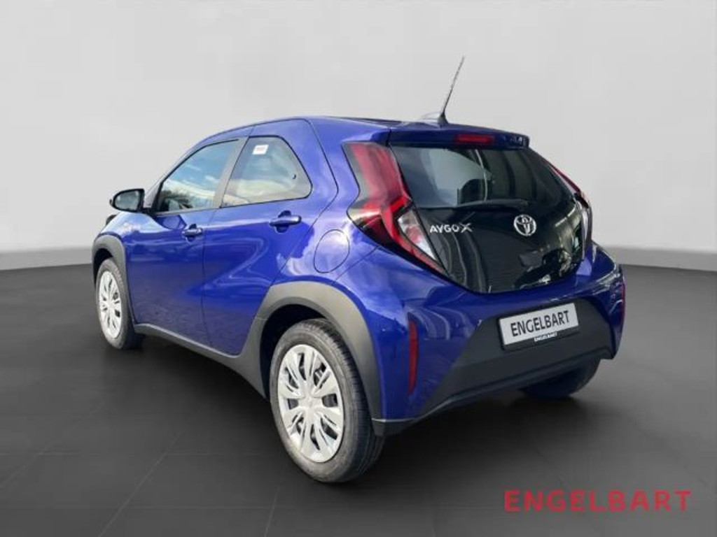 Toyota Aygo X Business Hatchback 1.0 VVT-i