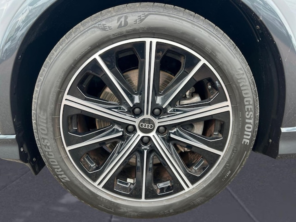 Audi Q4 e-tron Quattro 50