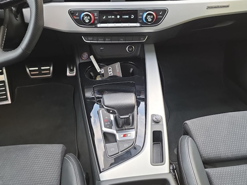 Audi S4