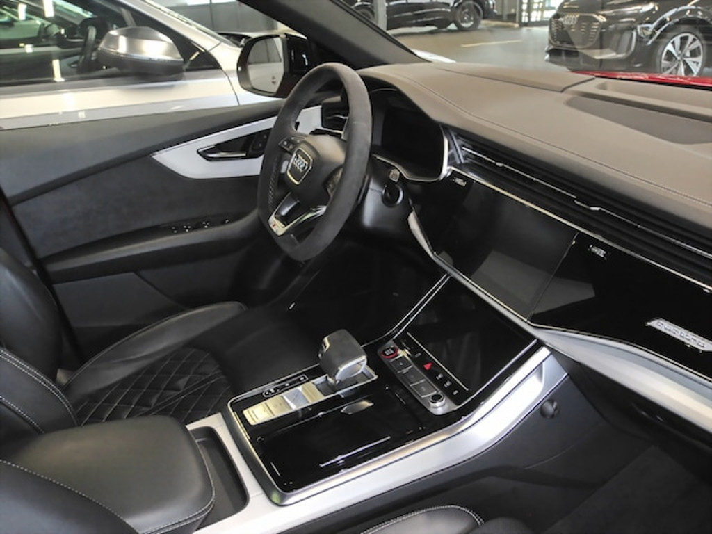 Audi SQ8
