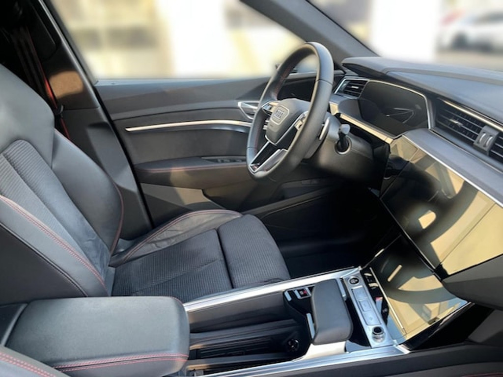 Audi Q8 e-tron