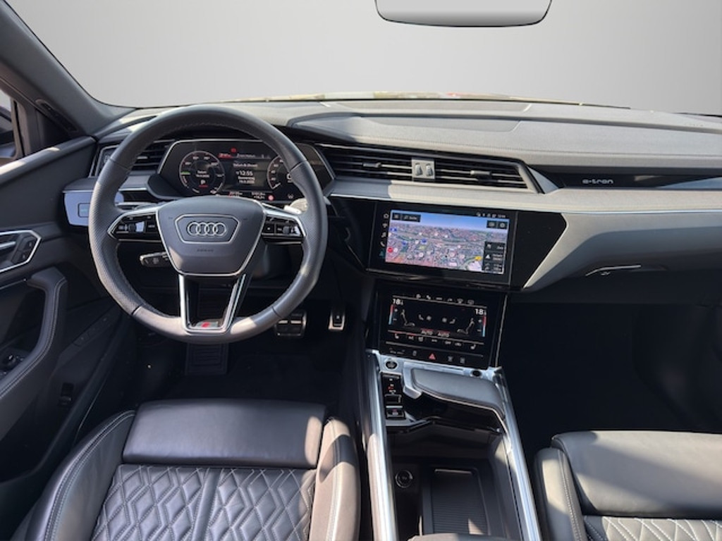 Audi Q8 e-tron