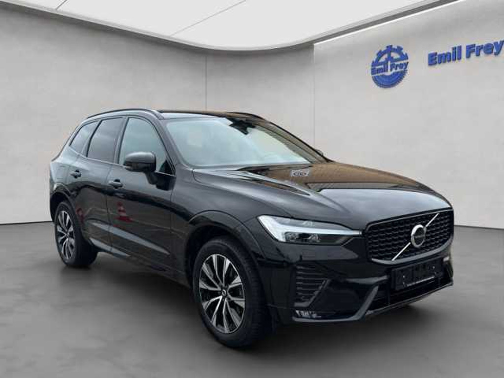Volvo XC60 Plus Dark