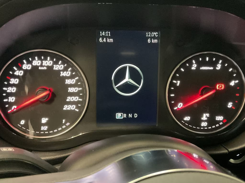 Mercedes-Benz T 180