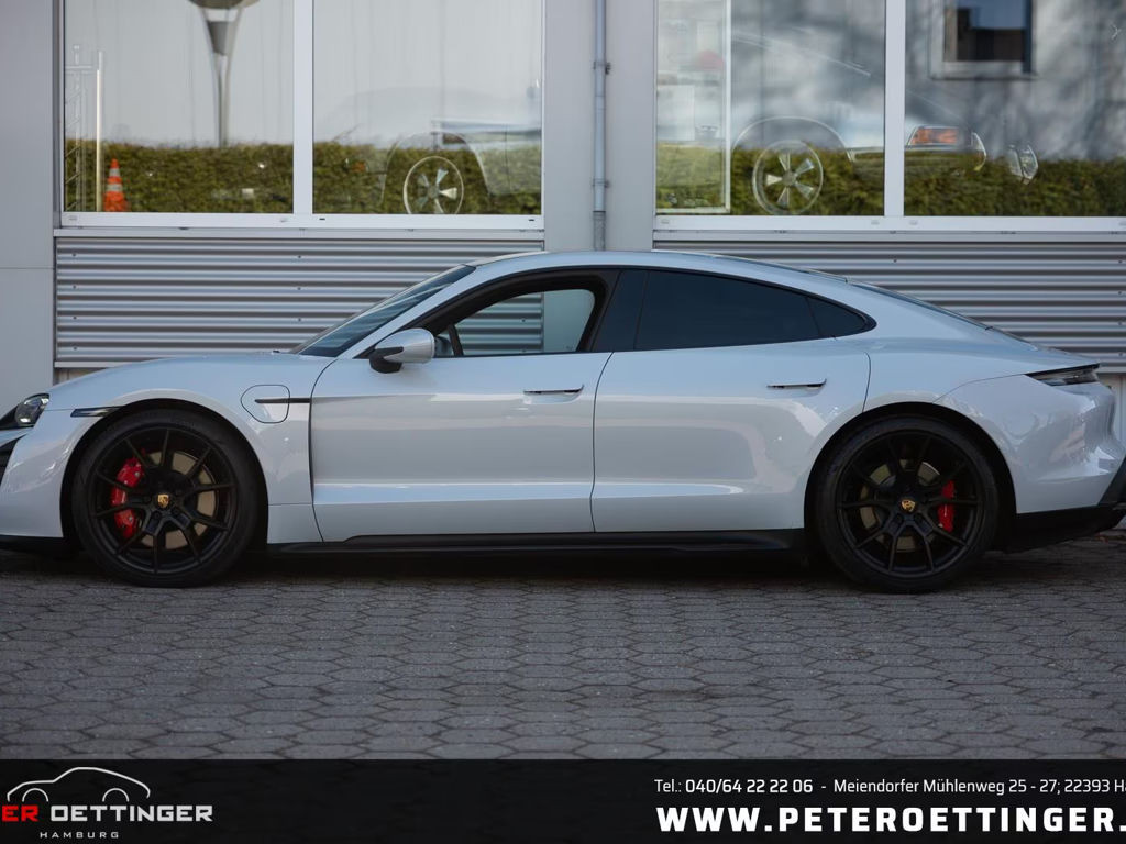 Porsche Taycan