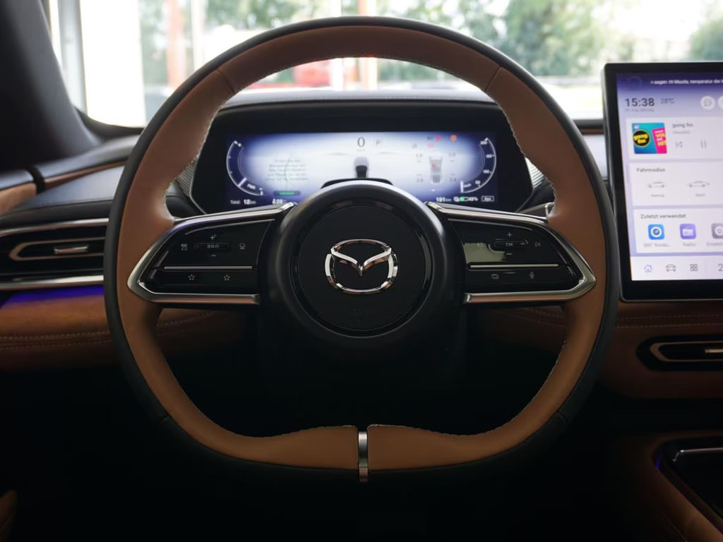 Mazda 6e