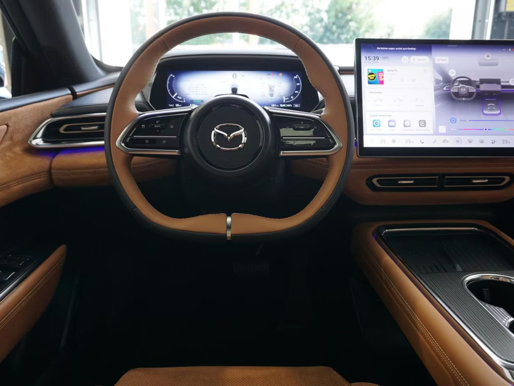 Mazda 6e