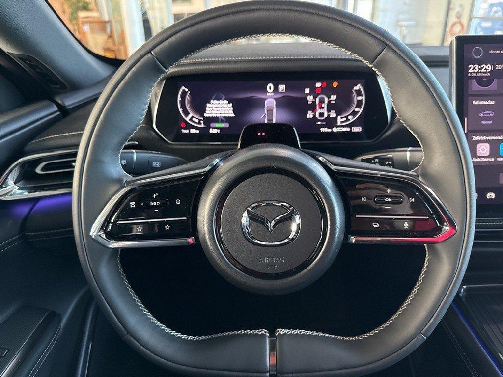 Mazda 6e