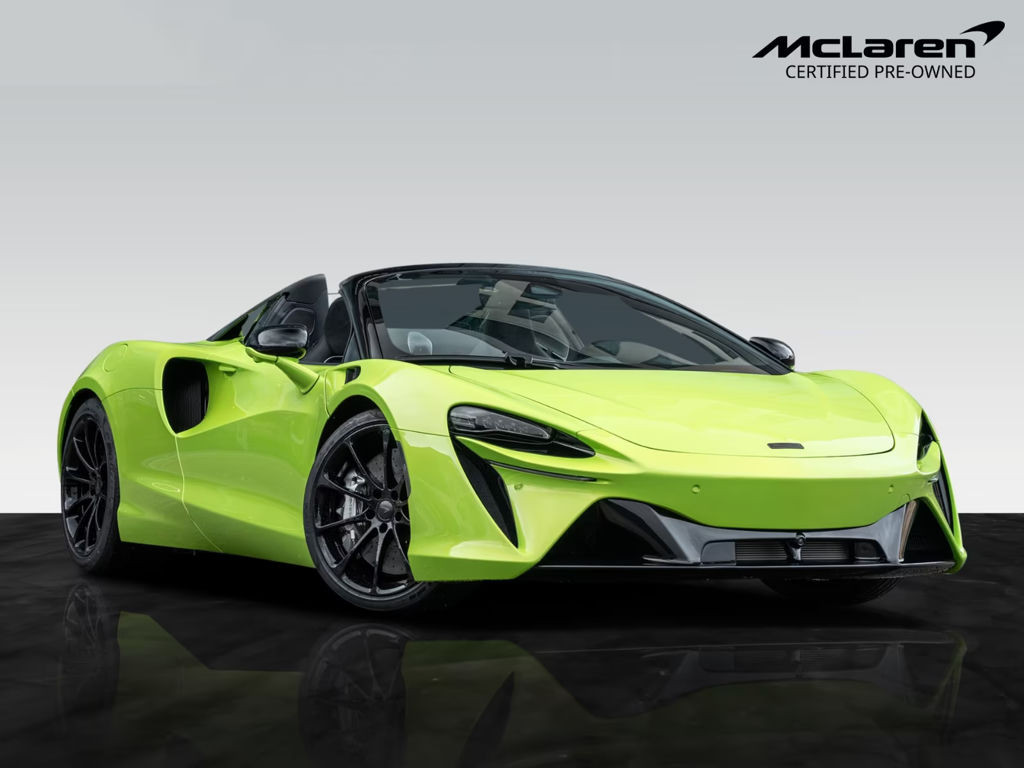 McLaren Artura Spider