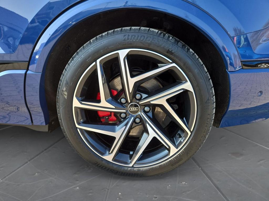 Audi SQ6 e-tron