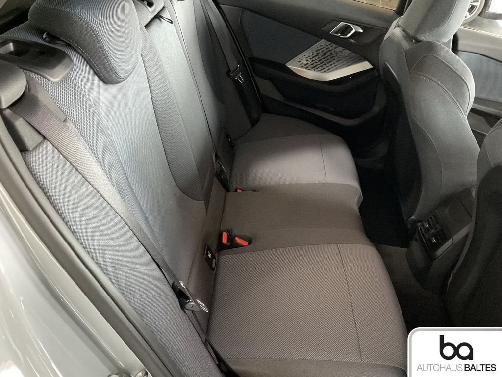 BMW 1 Serie 116 M-Sport Sedan 116i