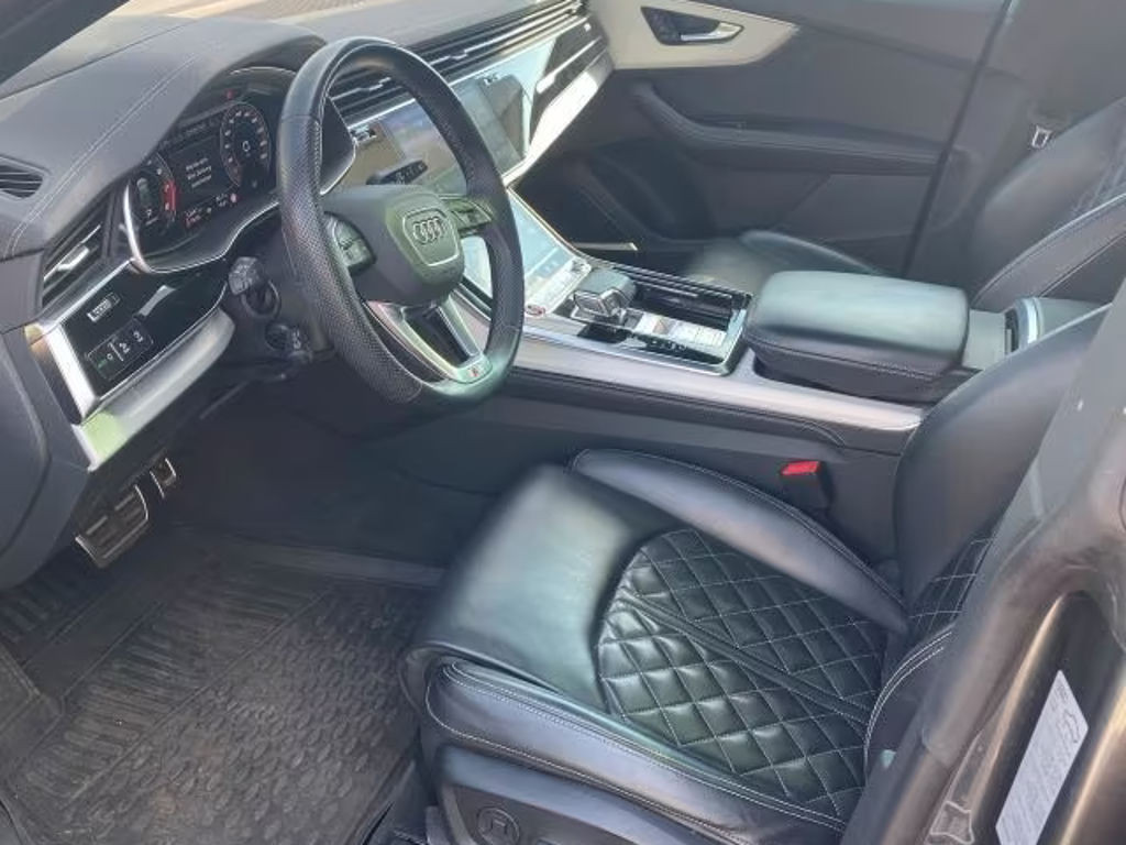 Audi SQ8