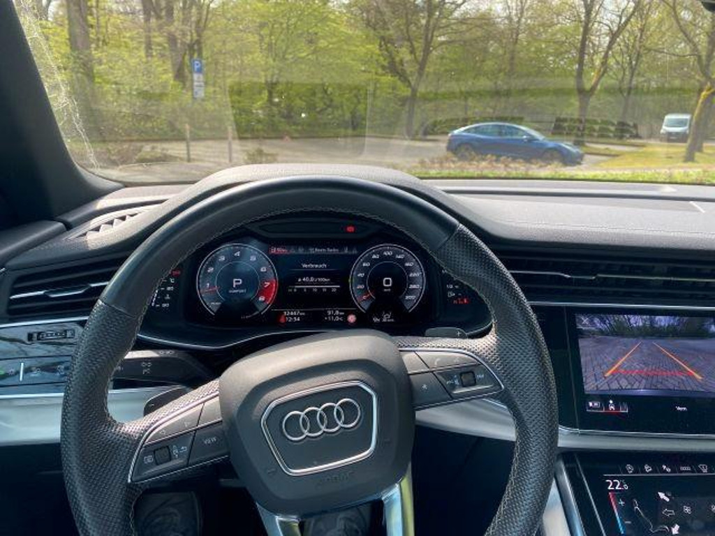 Audi SQ8