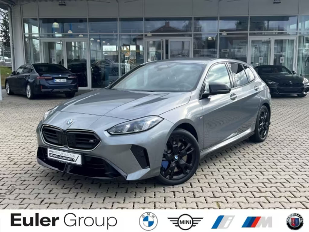 BMW 1 Serie 135 xDrive Sedan
