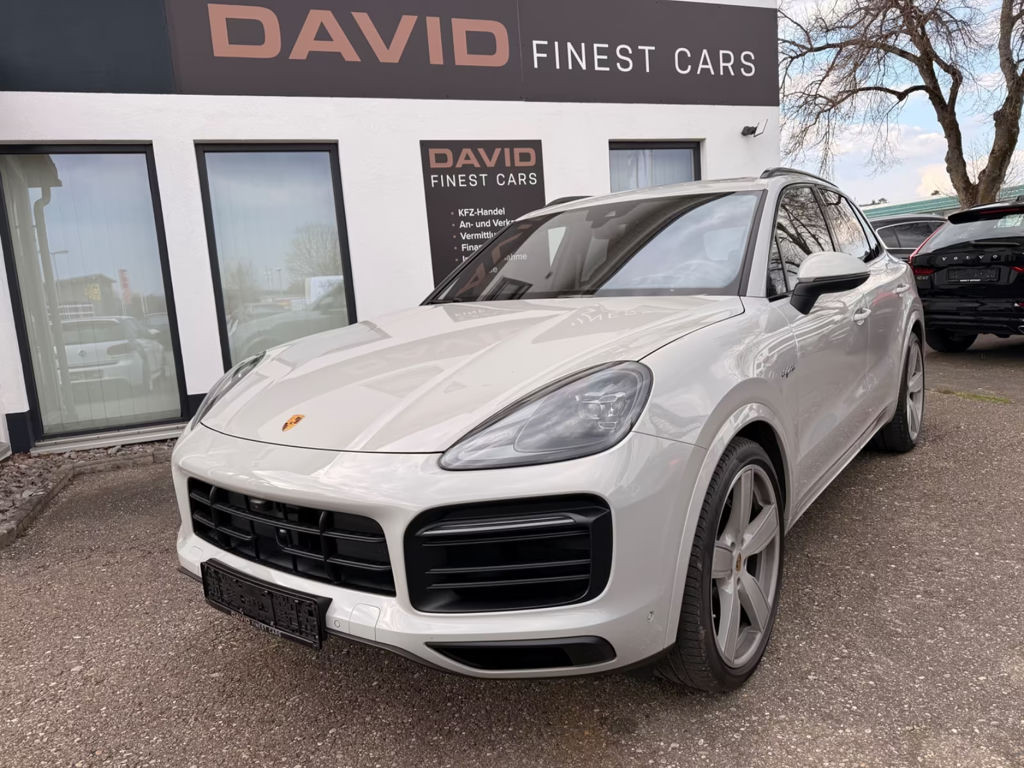 Porsche Cayenne Platinum Edition
