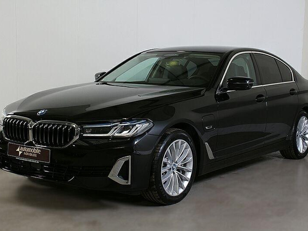 BMW 5 Serie 530 Luxury Line Sedan 530e
