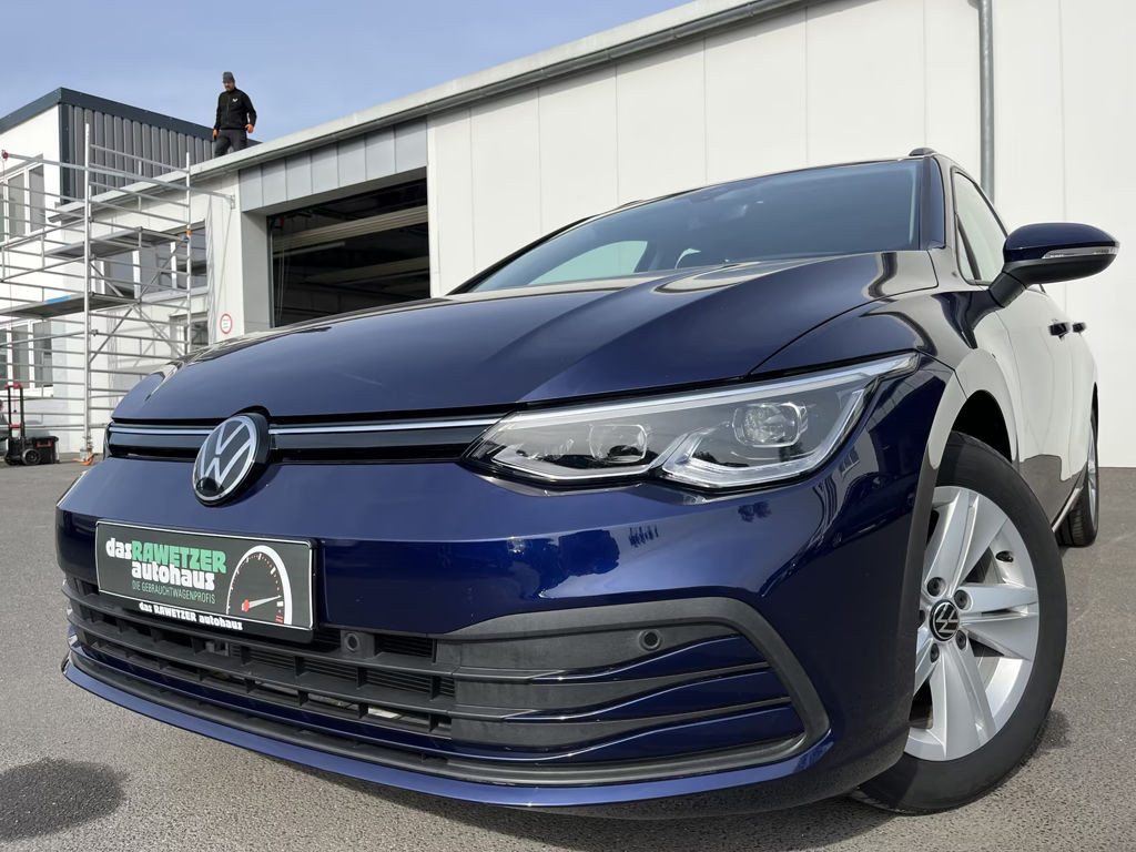 Volkswagen Golf DSG Life Variant 1.5 TSI