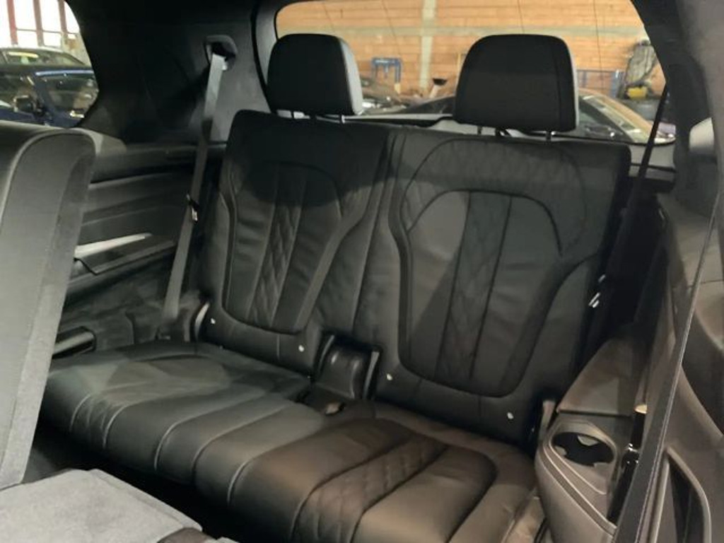 BMW X7 M