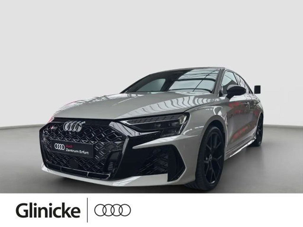 Audi RS3 Sedan S-Tronic