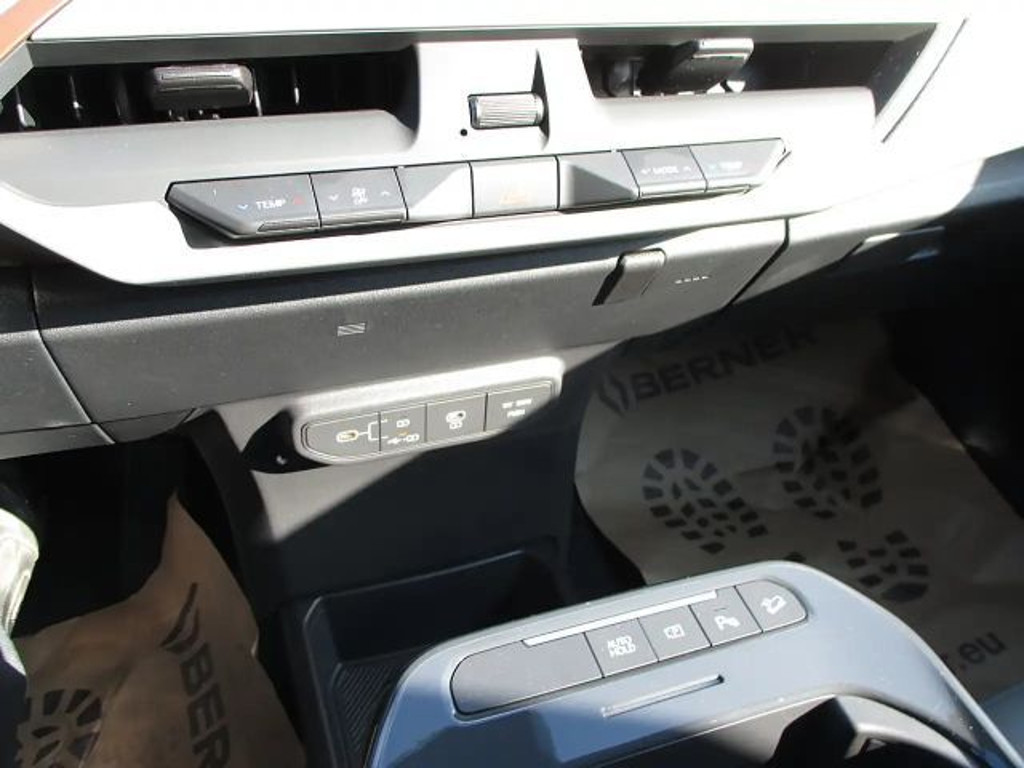 Kia EV5