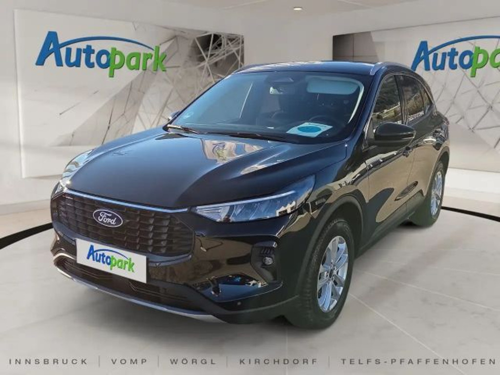 Ford Kuga Titanium Hybrid