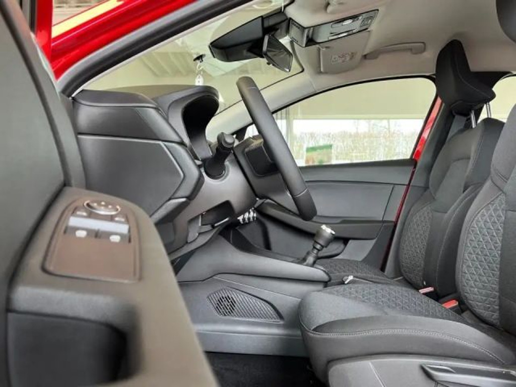 Renault Clio TCe 90 Equilibre