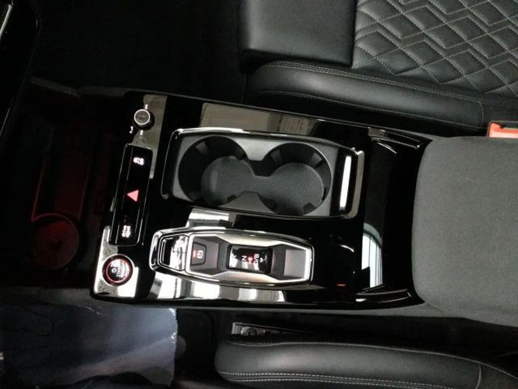 Audi SQ6 e-tron