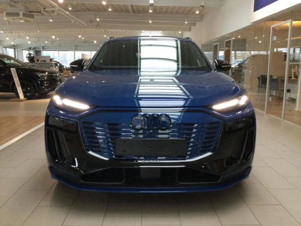 Audi SQ6 e-tron