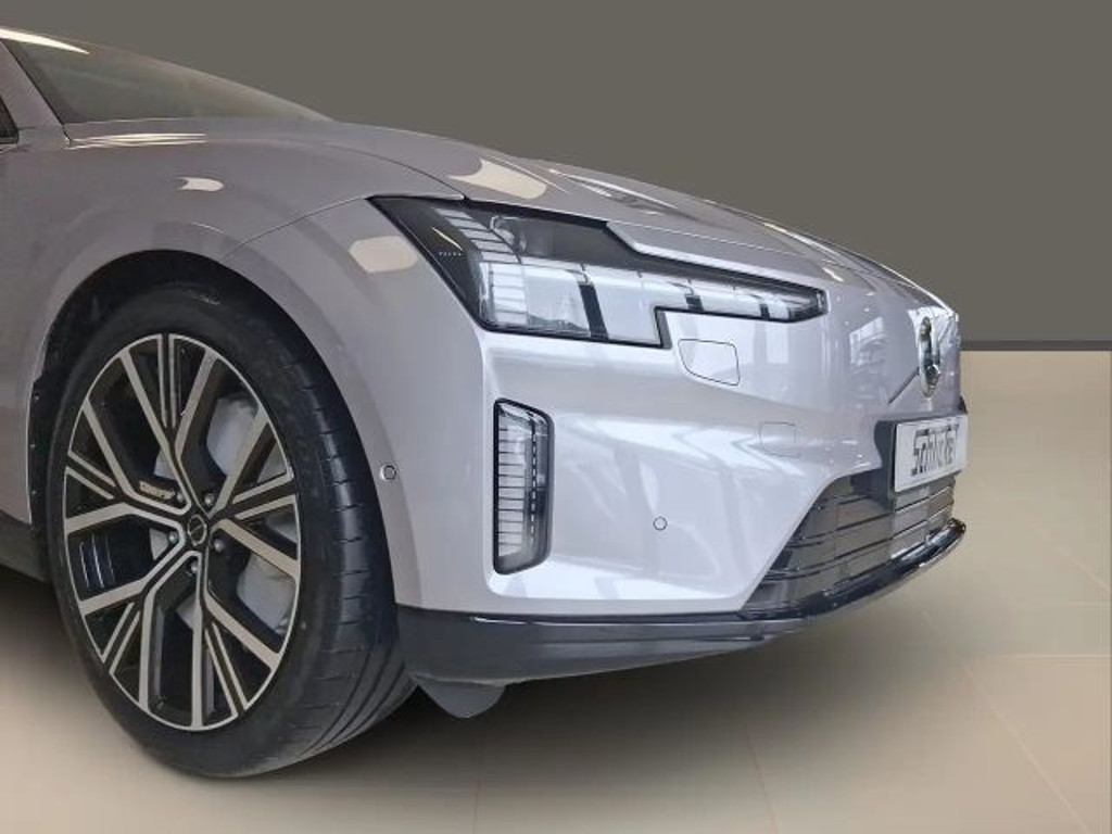Volvo ES90