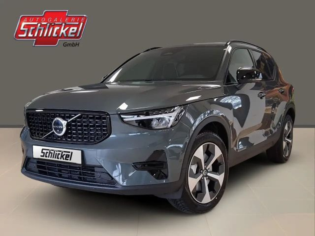 Volvo XC40 Plus Dark