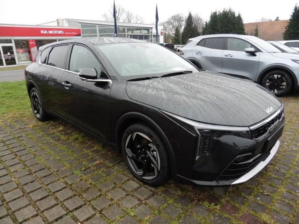 Kia K4
