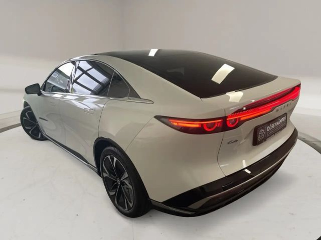 Mazda 6e