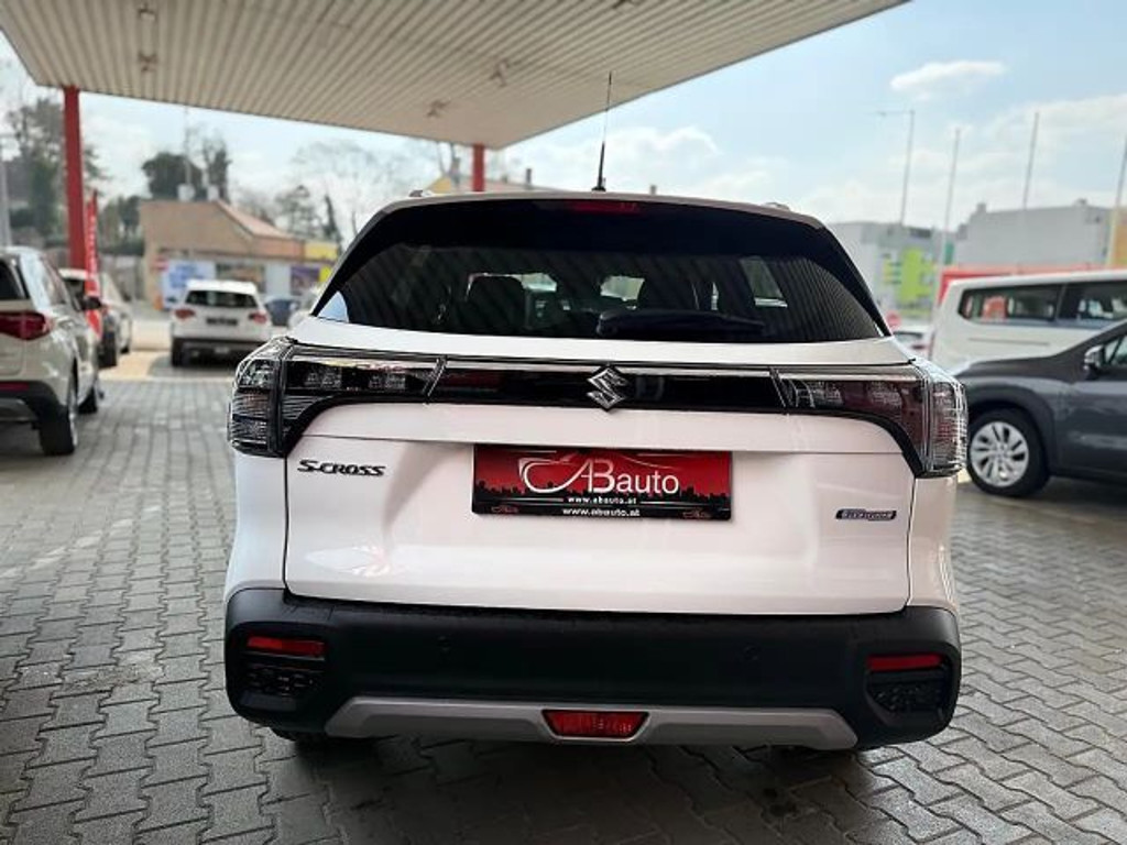 Suzuki S-Cross
