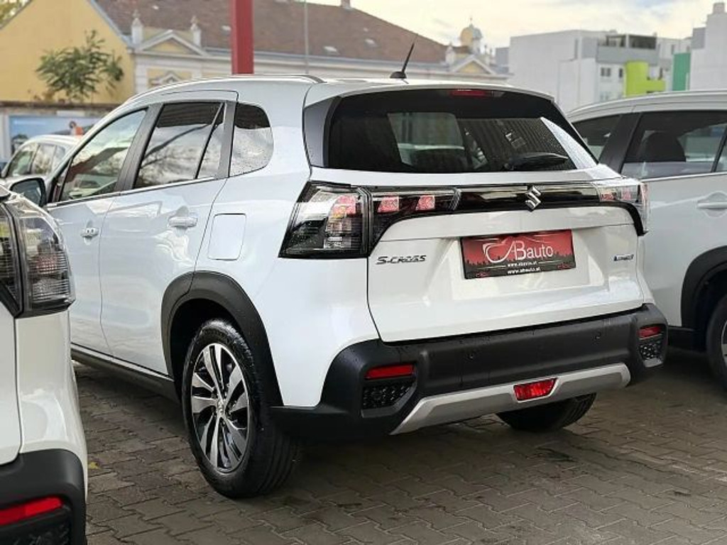 Suzuki S-Cross