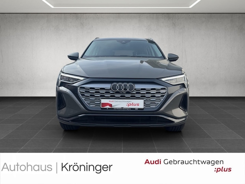 Audi Q8 e-tron Quattro 50